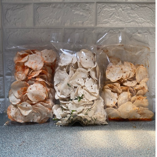 

makanan ringan keripik basreng