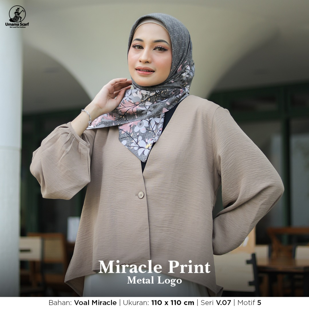 PILIH WARNA UMAMA Hijab Segi Empat Voal Miracle Print Metal Logo Jilbab Murah