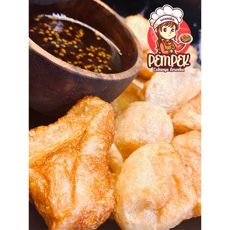 

pempekcampur(KULIT,LENJER,TELUR,ADAAN)