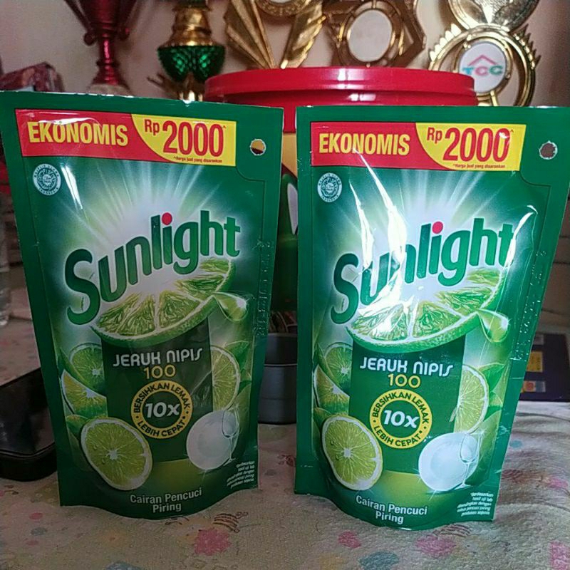 Sunlight 90ml isi 5 sachet