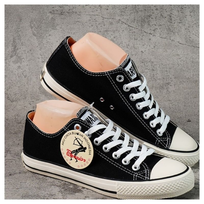 READY STOK SEPATU SEKOLAH/SEPATU ANAK SEKOLAH WARNA HITAM/SEPATU WARRIOR