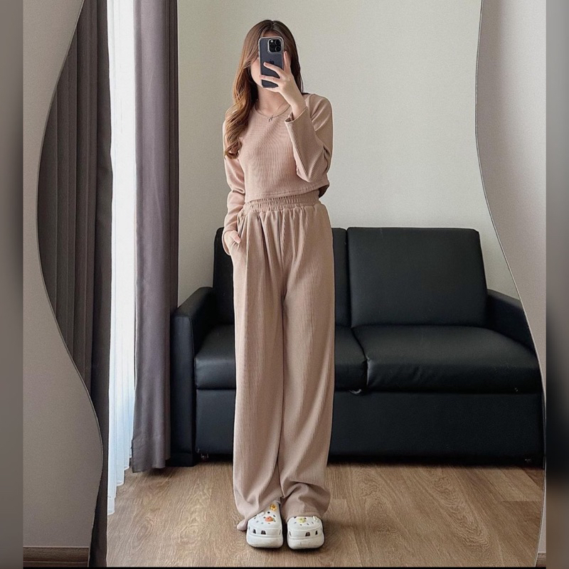 lookatmeofficial - Winny One Set - Setelan Wanita Bahan Knit Lengan Panjang