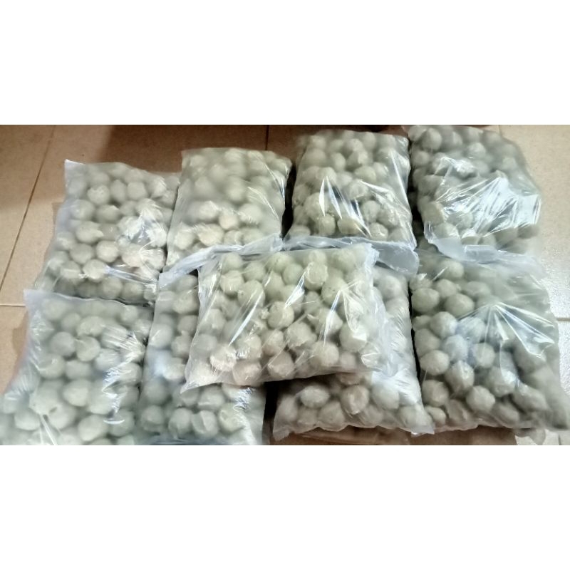

Bakso ayam MANTAN