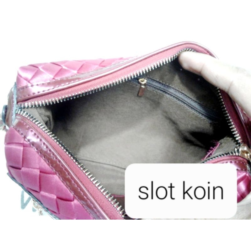 HANDBAG WEBE/CLUTCH WEBE MENTABUNG 1R WNS