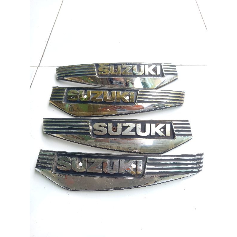 emblem suzuki rc100 ori