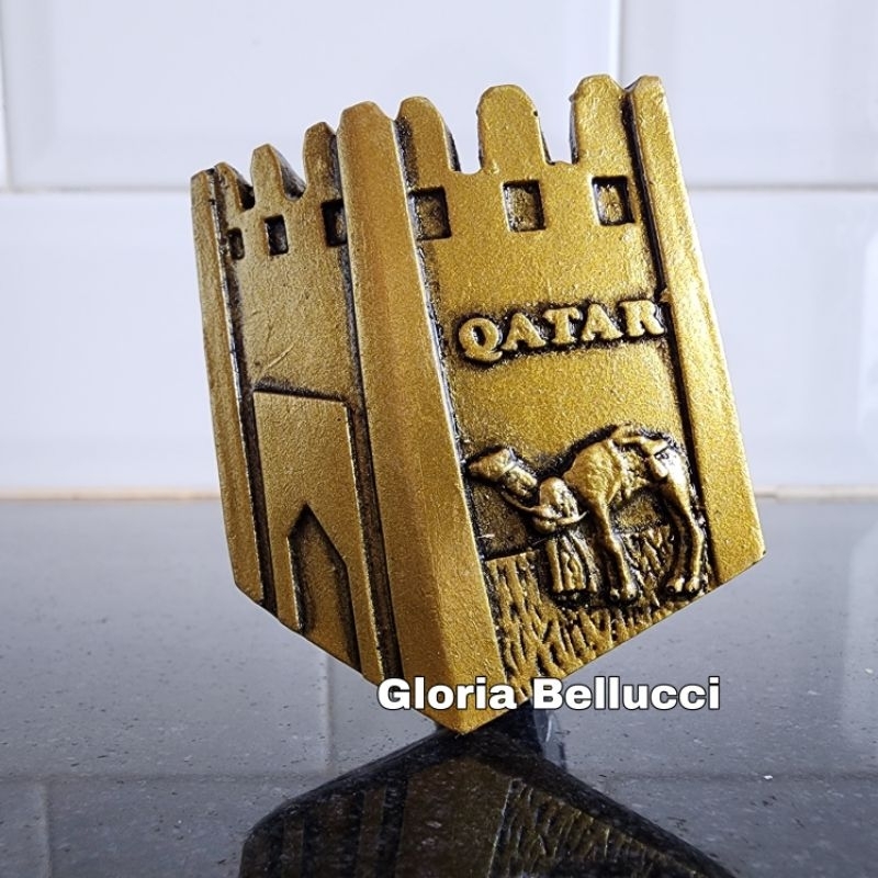 tempelan hiasan kulkas fridge magnet qatar souvenir arab saudia unta