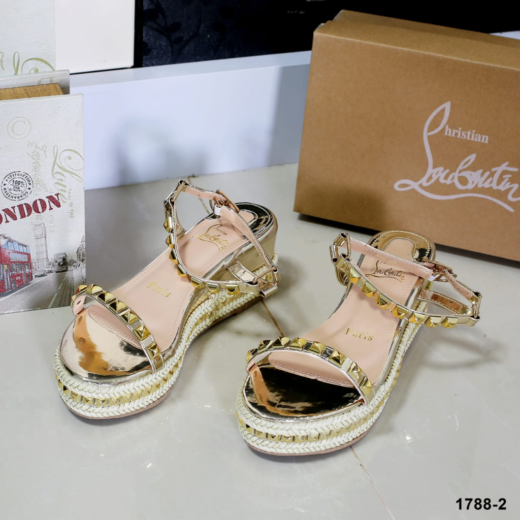 1788-2 Studded Wedges Sandals