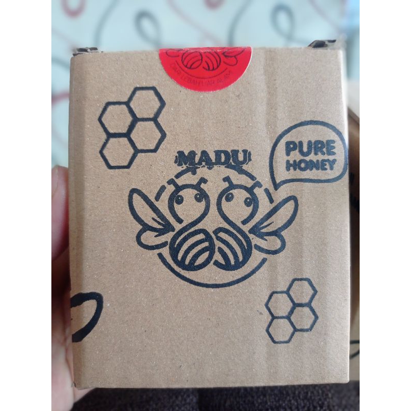 

MADU 88 MADU MURNI LEBAH LUAR