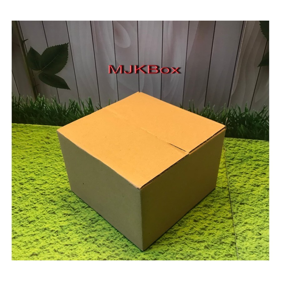 

Kardus karton box uk.34,5x34,5x22cm ...ST untuk packing MODEL INDOMIE