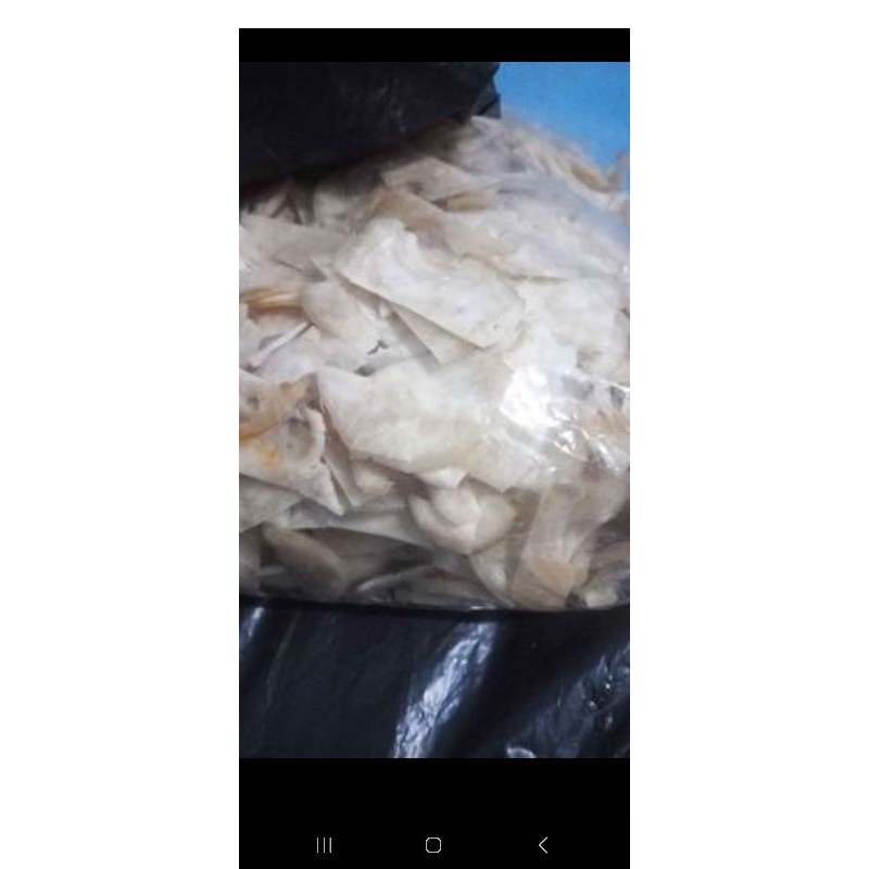 

kerupuk udang asli sisa guntingan