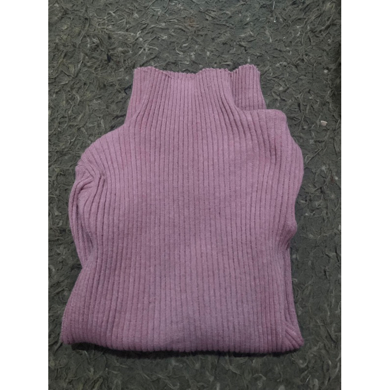 TURTLENECK PRELOVED