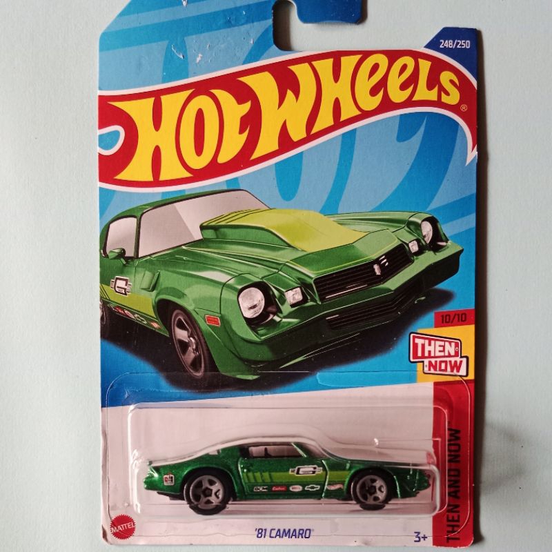 Hot Wheels '81 Camaro Hijau