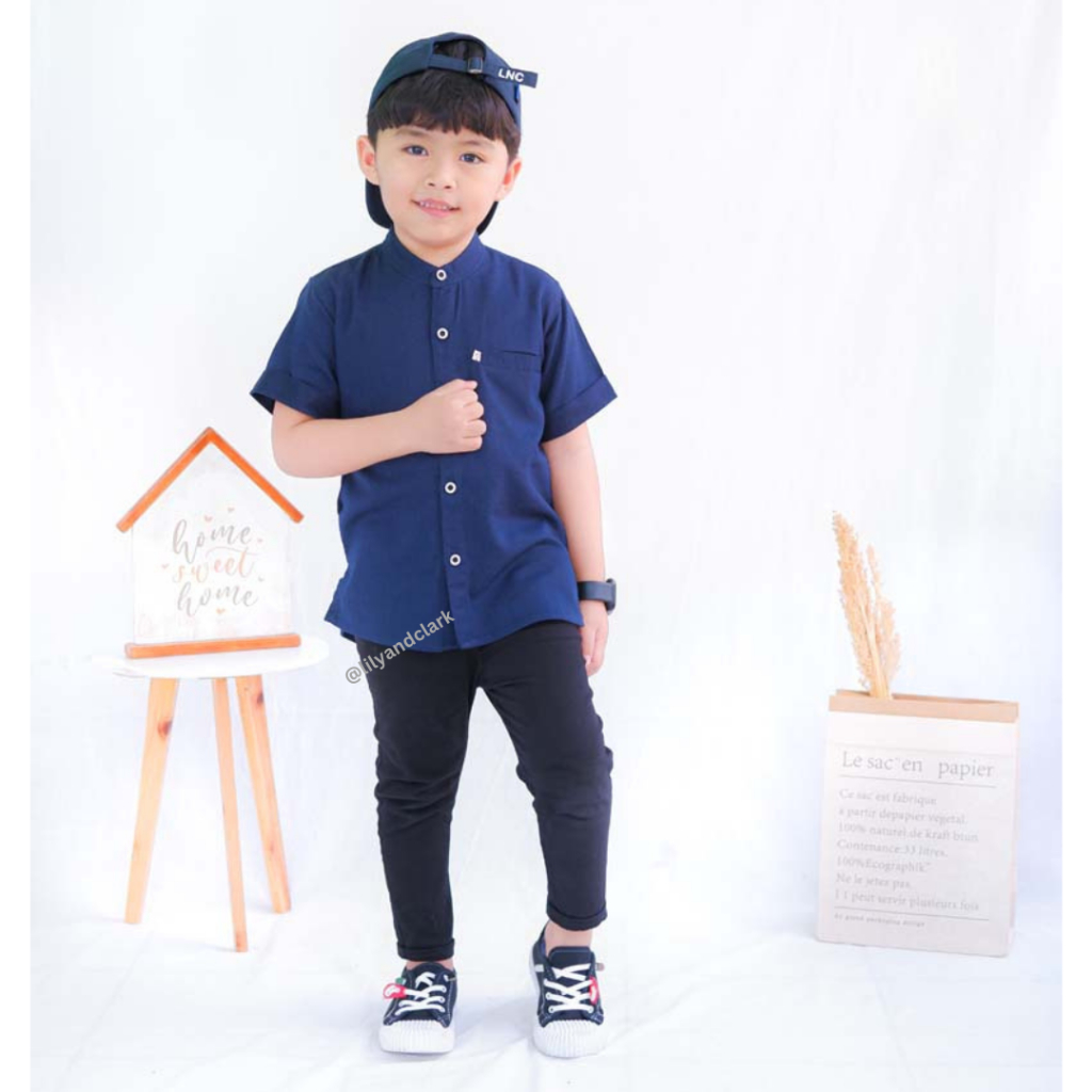 Lily and Clark Setelan Formal Kemeja & Chino anak laki laki Warna Navy