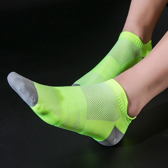 KAOS KAKI OLAHRAGA PRIA WANITA PENDEK SEMATA KAKI DEWASA ANKLE SPORT SOCKS