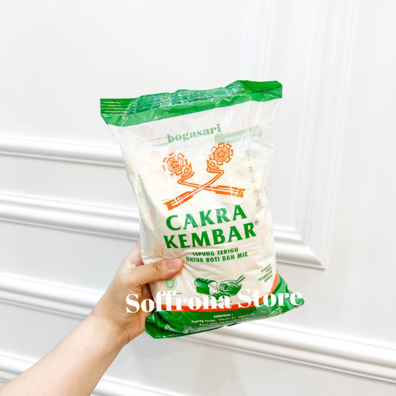 

tepung terigu cakra kembar 1 kg ready stock makassar