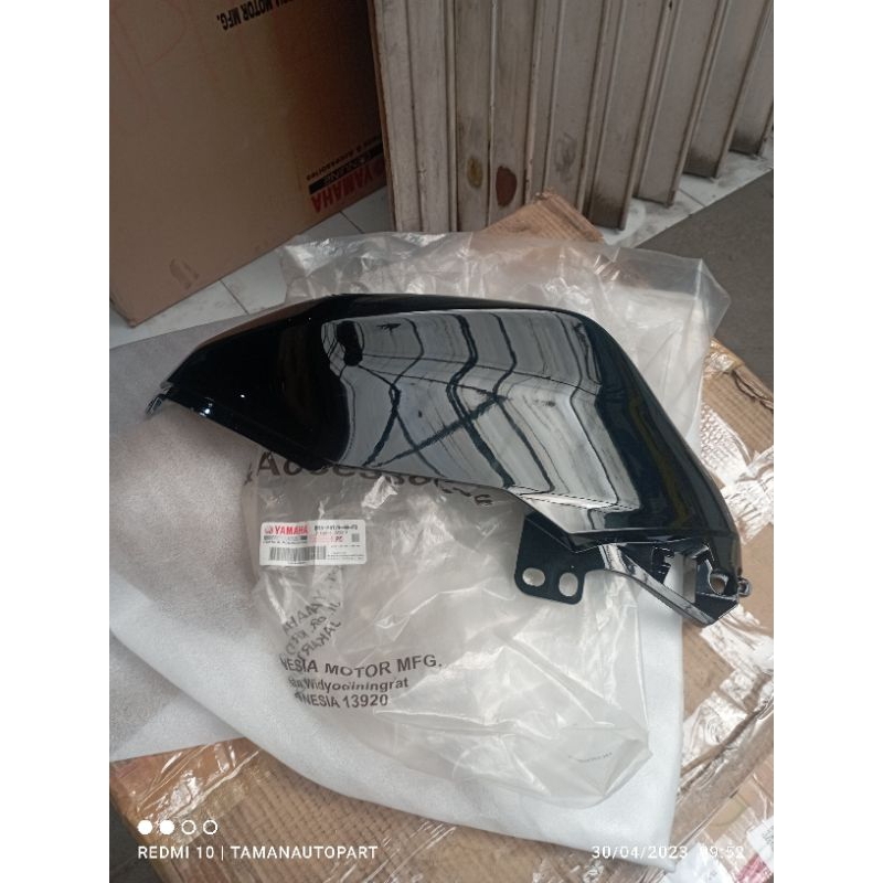COVER TANGKI KIRI YAMAHA R15 ORI YGP ASLI BK6-F4129-00-P3
