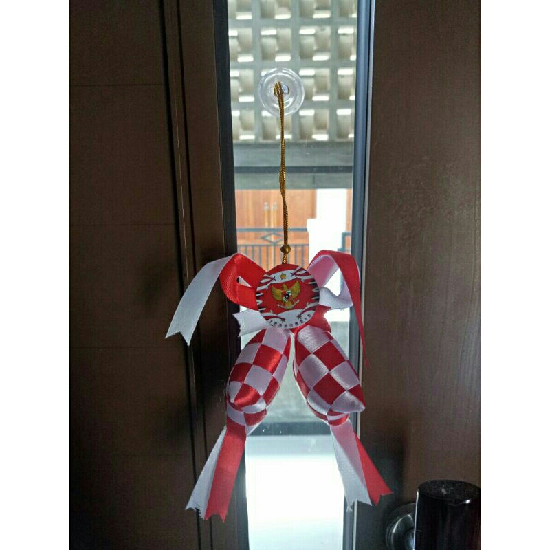 KETUPAT PITA MERAH PUTIH