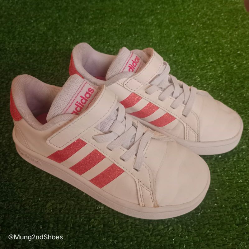 Sepatu Anak Adidas Made in Cambodia