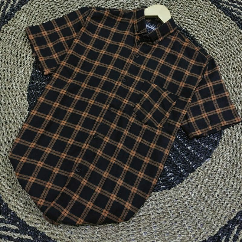 Flanel Lengan Pendek Premium Kemeja Pria Lengan Pendek BestSeller Kemeja Kotak Kotak Lengan Pendek