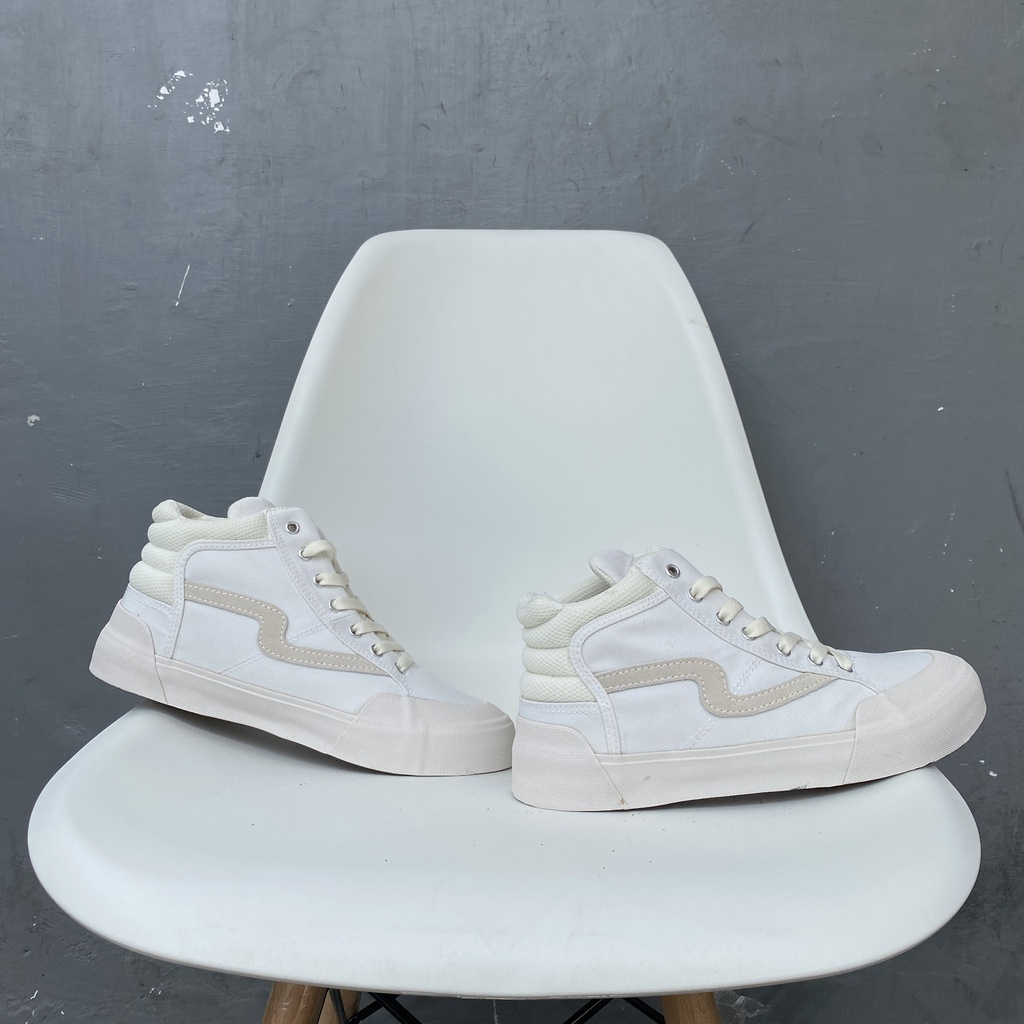 PATROBAS Cloud High Off White Original Sepatu Sneakers Casual Shoes Putih Polos Pria Wanita