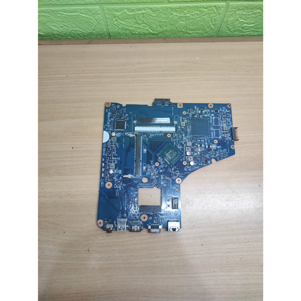 Mobo Mainboard Motherboard Laptop Acer Aspire E1-410