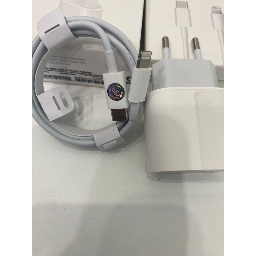 KABEL USB C TO IP + ADAPTOR 20 W (1 PAKET) 20 W FAST CHARGING - CHARGER IP - KABEL DATA IP - CAS IP - KABEL CHARGER