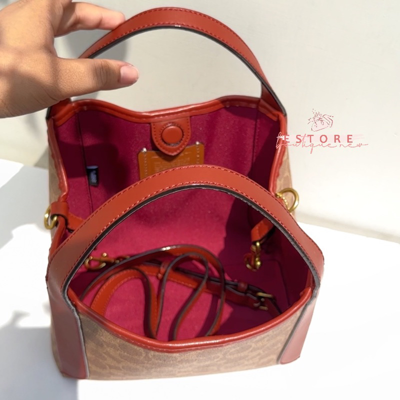 Tas Wanita Ch Hadley Hobo