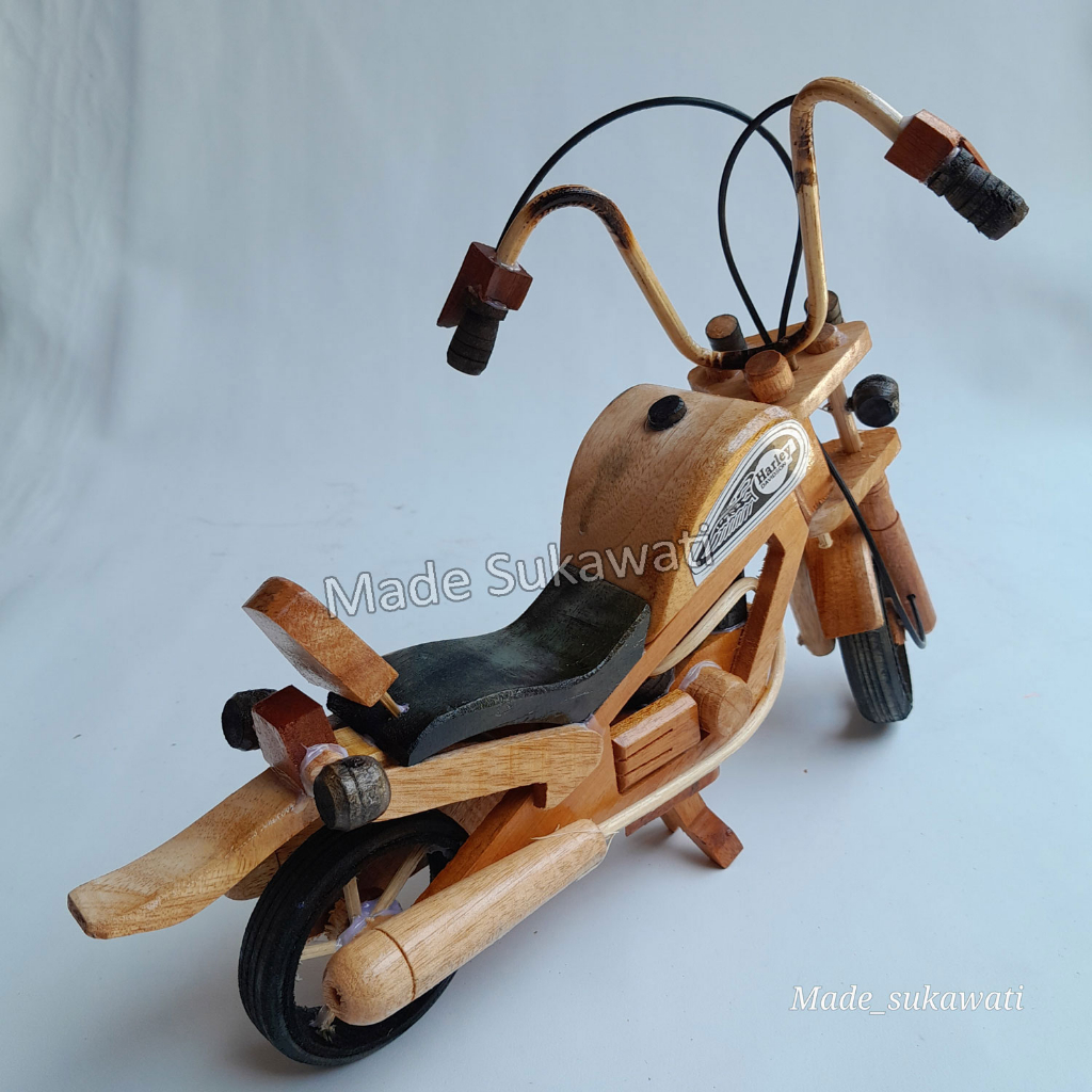 Miniatur motor Harley L 35cm kerajinan kayu handmade