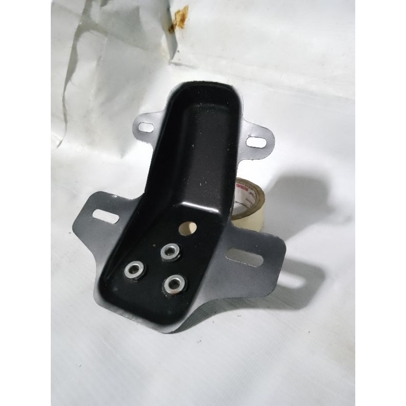 pangkon lampu belakang gl 100/125