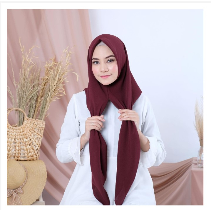 Hijab Kerudung Segitiga Instan Polos Premium Diamond Jahit Tepi