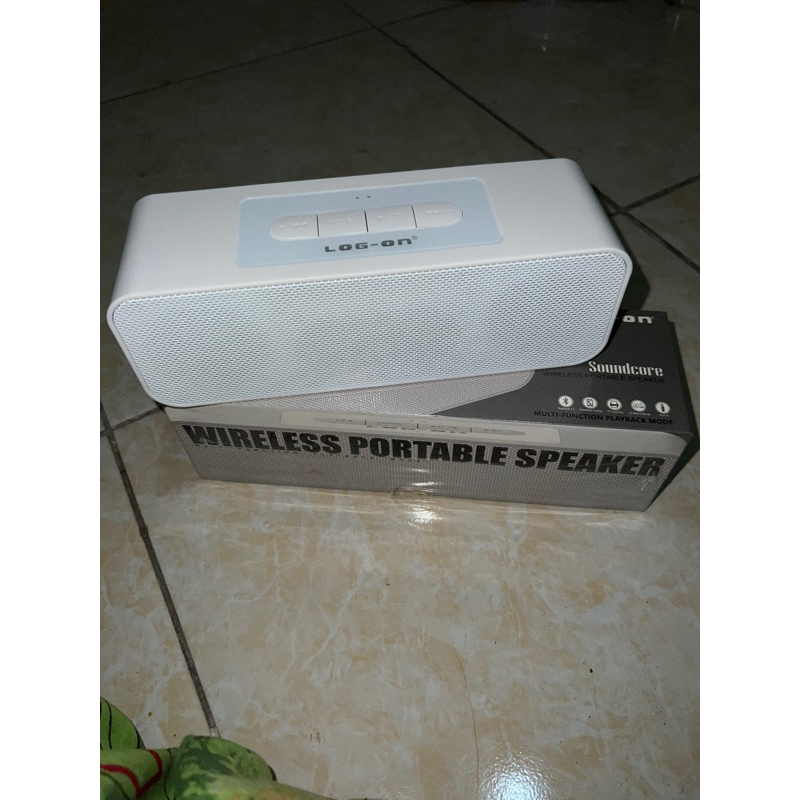SPEAKER BLUETOOTH LOG ON BLS990