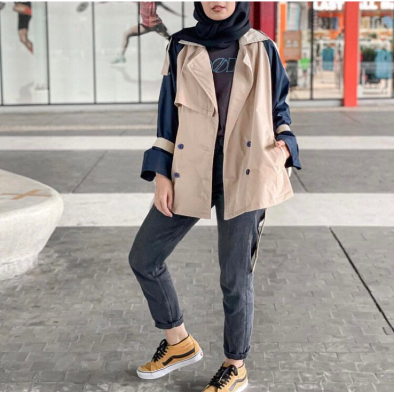 Preloved Dual Tone Belted Jacket (Retail Therapy)