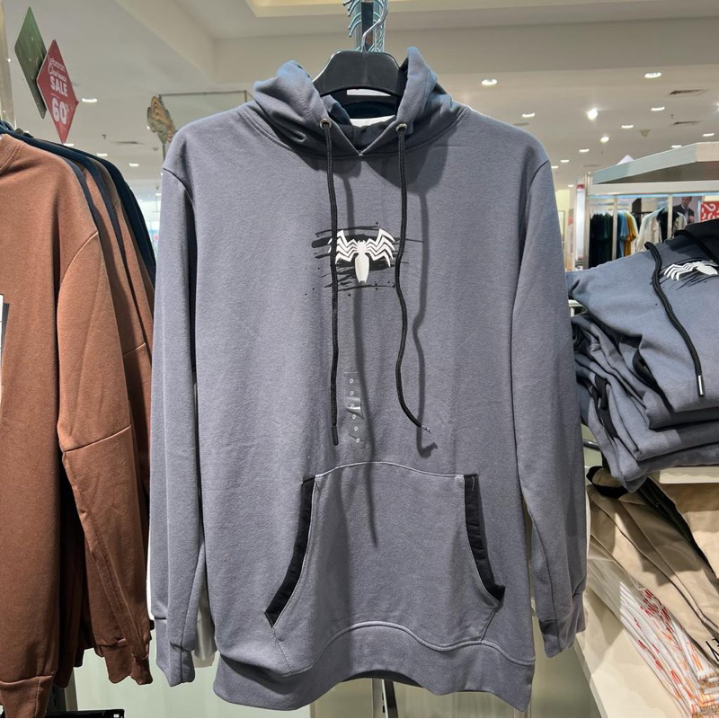 NEVADA X MARVEL Sweater dengan Hoodie Pria S - XL