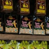 

KERIPIK PISANG ROJA PALERBAG LAMPUNG RASA COKLAT