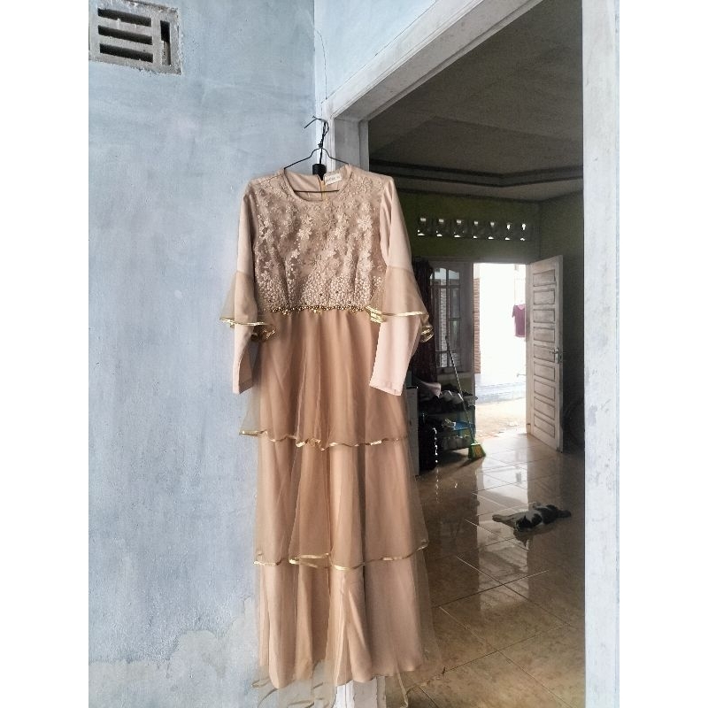 (PRELOVED) DRESS BY PUTHIC | GAMIS PESTA | BRUKAT 3 LAYER