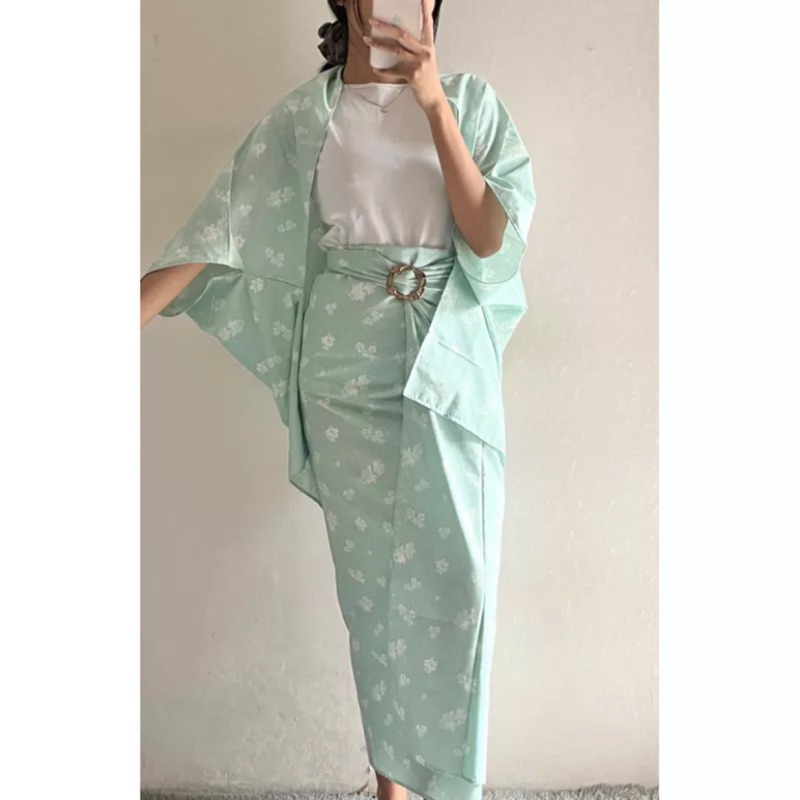 Set Outer + Rok Lilit