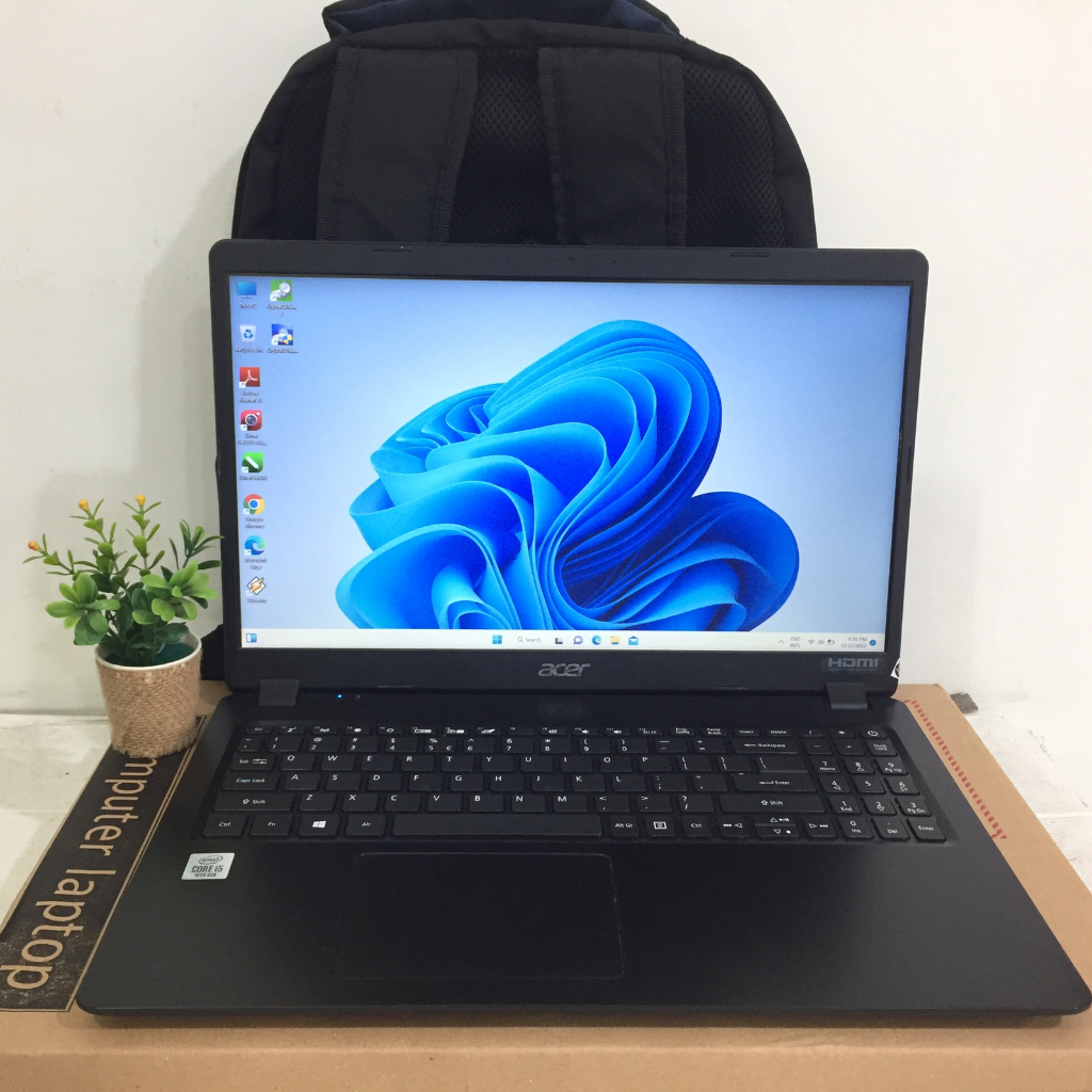 Laptop Acer Extensa Core i5 gen 10 RAM 8GB HDD 1TB SSD 256GB Layar 15.6" slim mulus