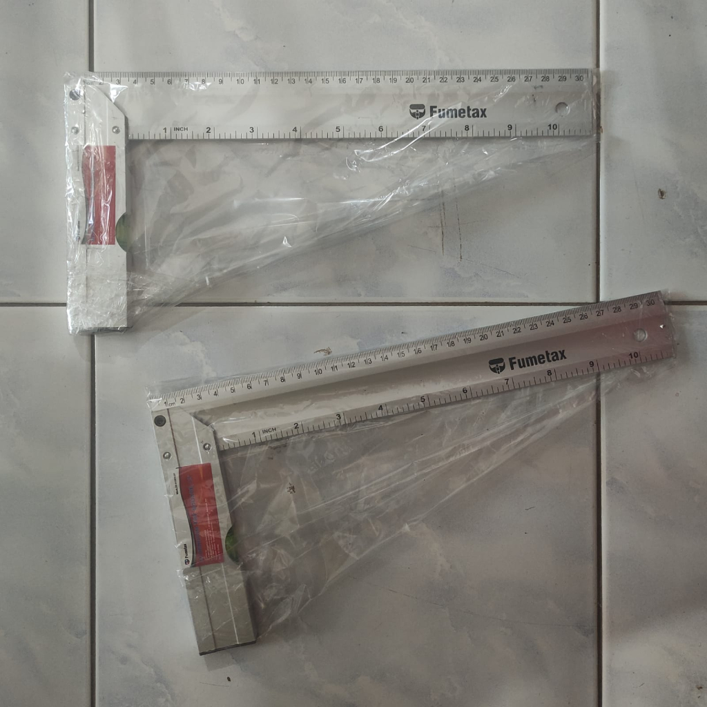 

Penggaris Siku Tukang Waterpass 30CM Penggaris Ukur Sudut Pasekon