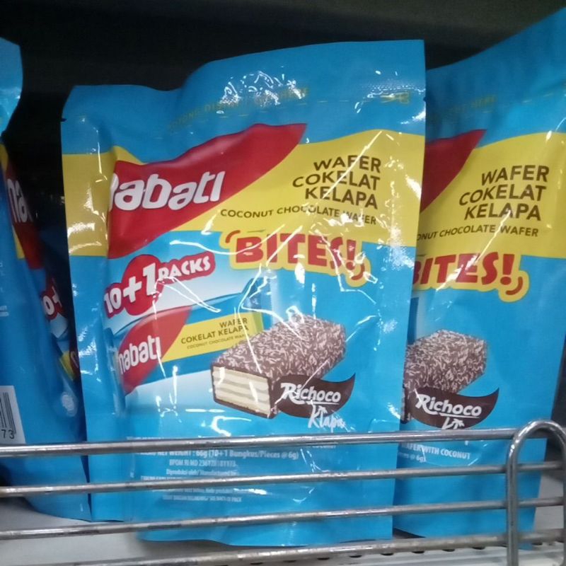 

nabati wafer coklat kelapa bites