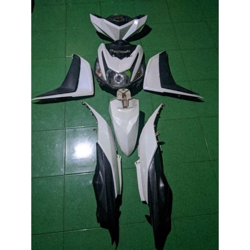 1 Paket/ 1Set Body Motor+Reflektor+Spidometer Motor Yamaha Mio M3 Original