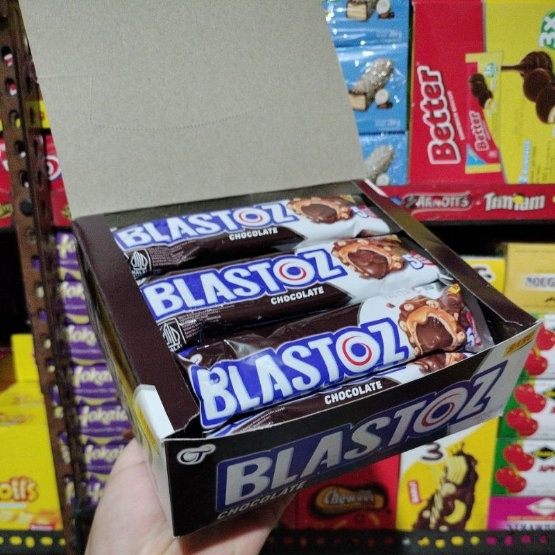 

Blastoz chocolate krispi harga 1box isi 12pics@24g berat bersih 1 box 288g