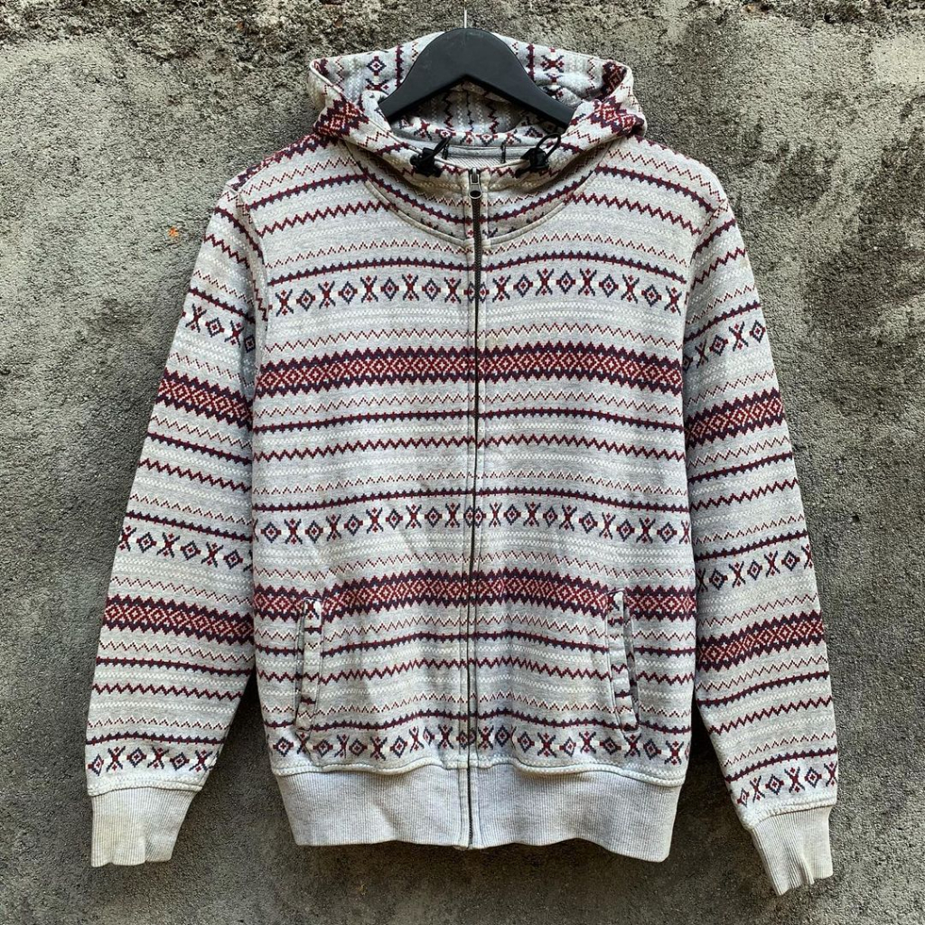 UNIQLO NAVAJO ZIP HOODIE