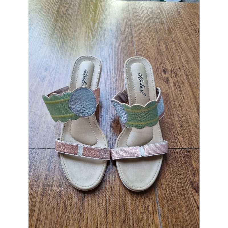 Preloved Ittaherl block heels cloud