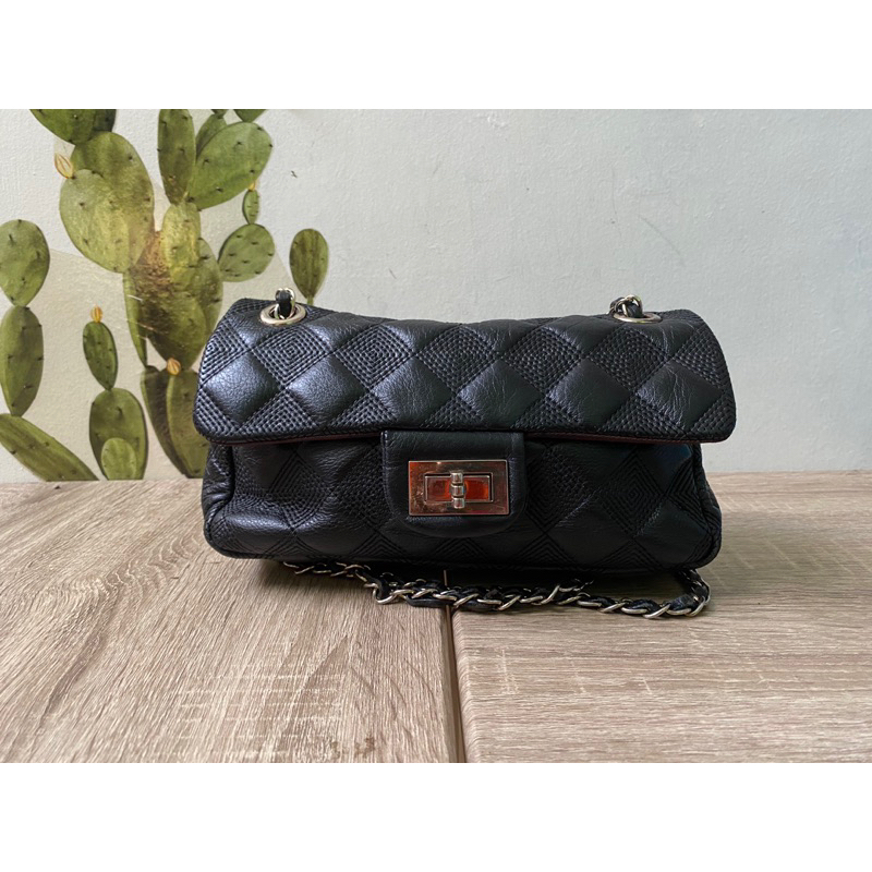 (PRELOVED) Shoulder Bag | The Izzat | Hitam