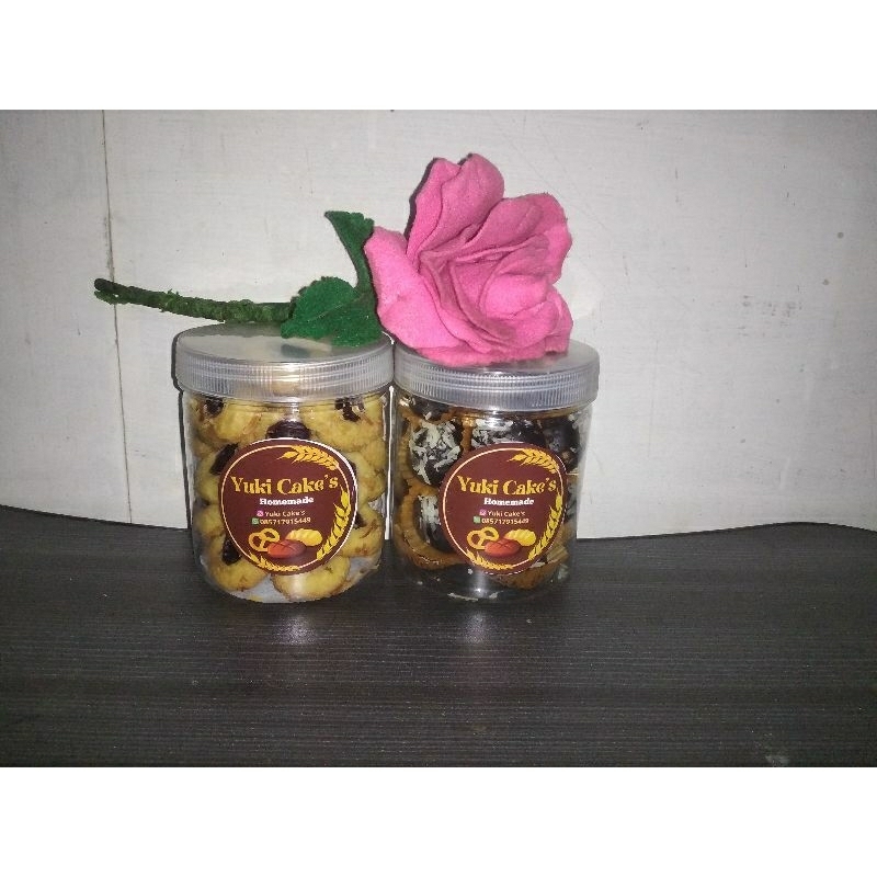 

KUE KERING 2 TOPLES COOKIES BERBALUT COKLALT + COOKIES BLUEBERRY)