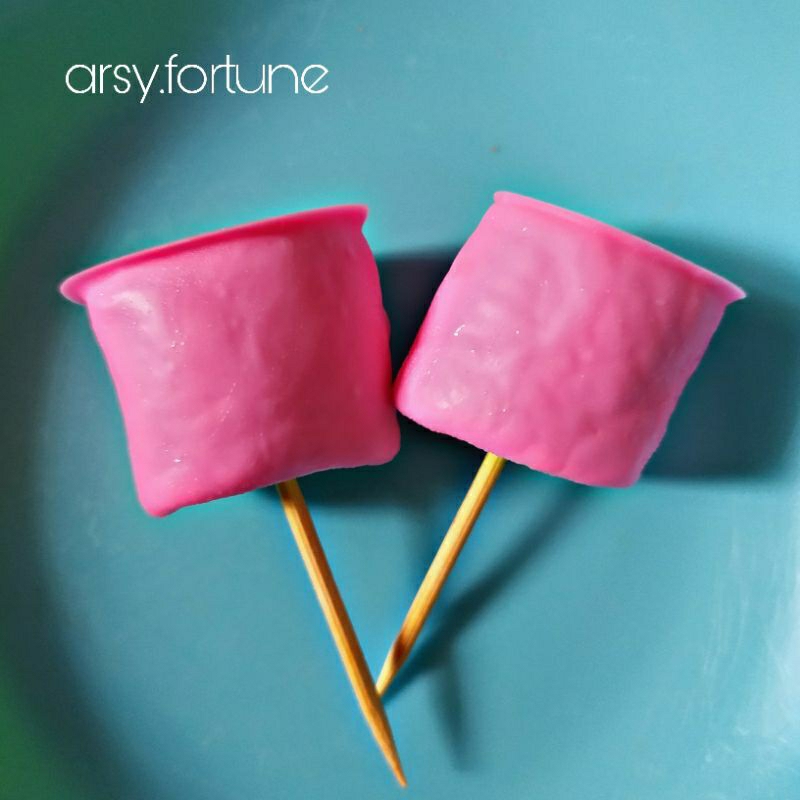 

Cream pop marsmallow strawberry series (5pcs)