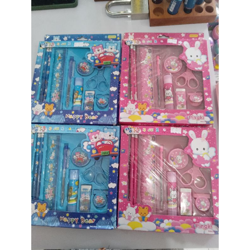 

Stationary Set Alat Tulis