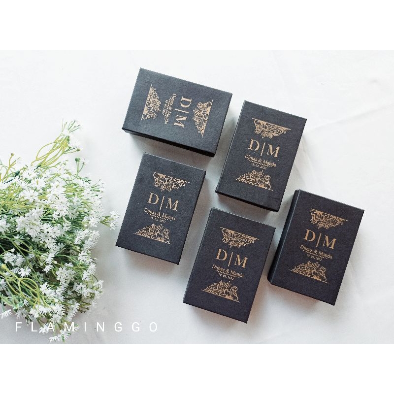 

Hard Box uk 8 x 12 x 3 cm Souvenir atau Gift