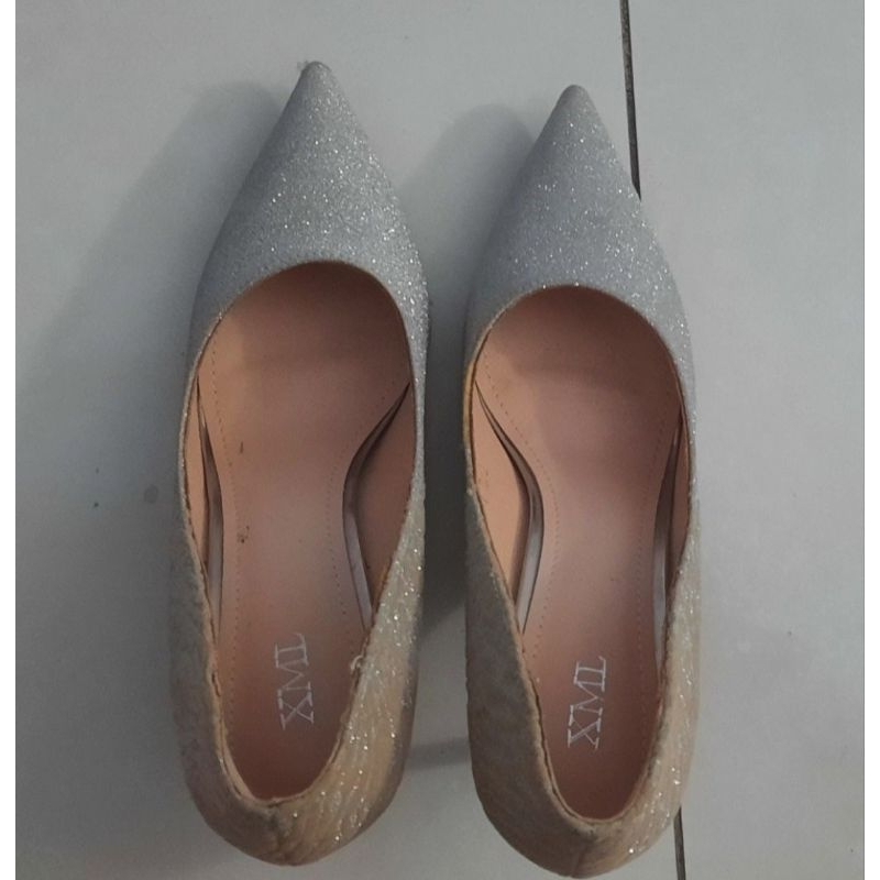 Heels XML (preloved)