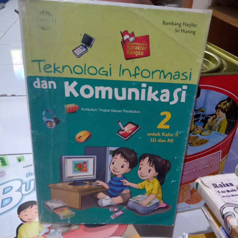 

Buku paket TIK teknologi informasi dan komunikasi kelas 1, kelas 2 dan kelas 3 penerbit Global dan Quadra